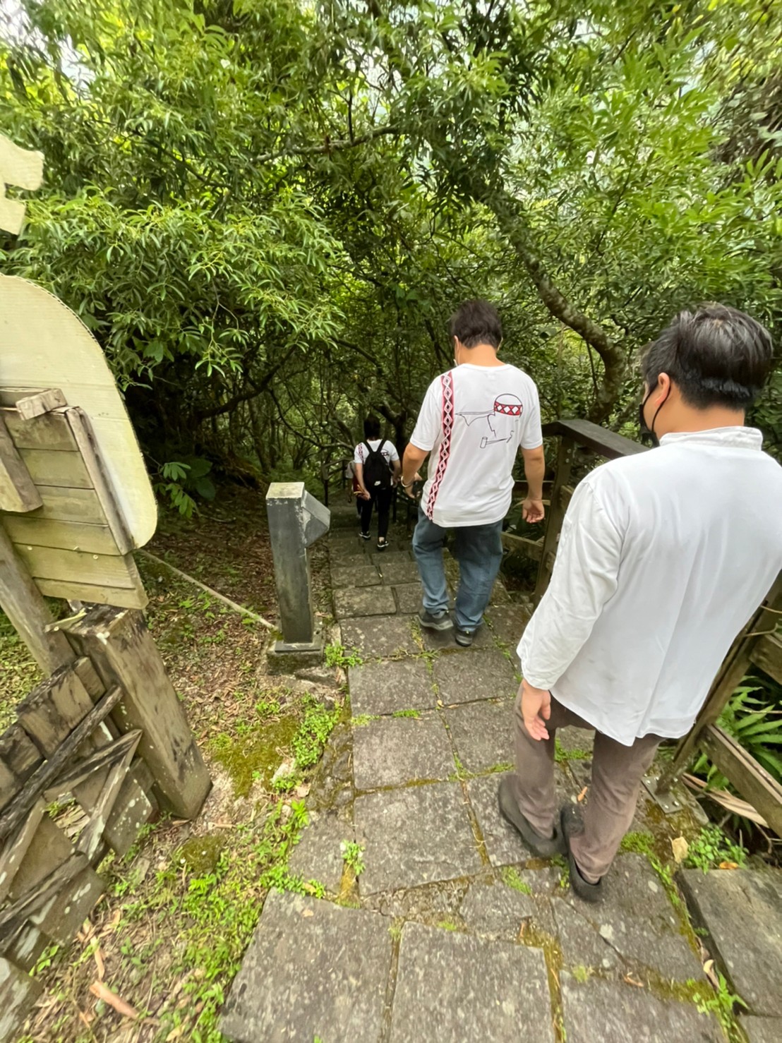 LINE_ALBUM_615山月村-伊達斯步道-燕子口_220616_0
