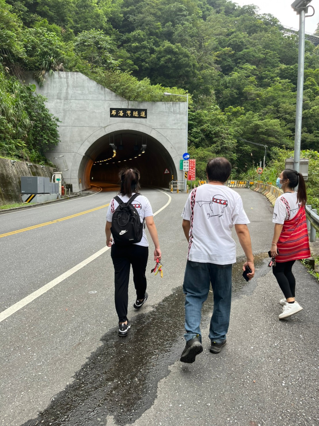 LINE_ALBUM_615山月村-伊達斯步道-燕子口_220616_30